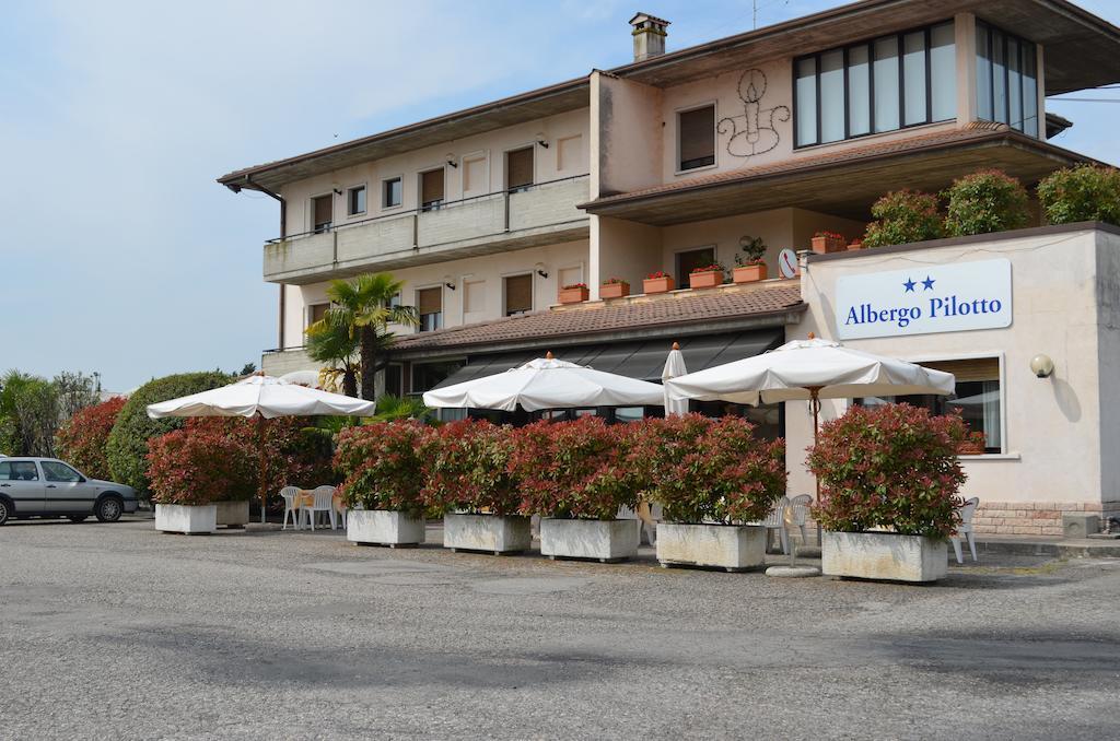 Hotel Pilotto Peschiera del Garda Eksteriør bilde