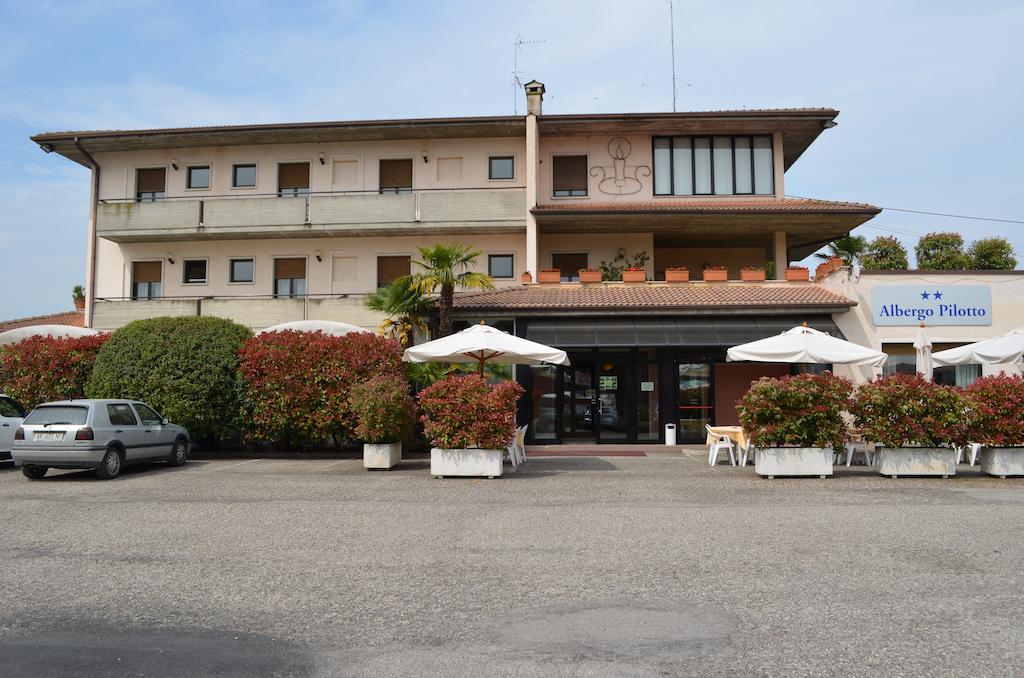 Hotel Pilotto Peschiera del Garda Eksteriør bilde