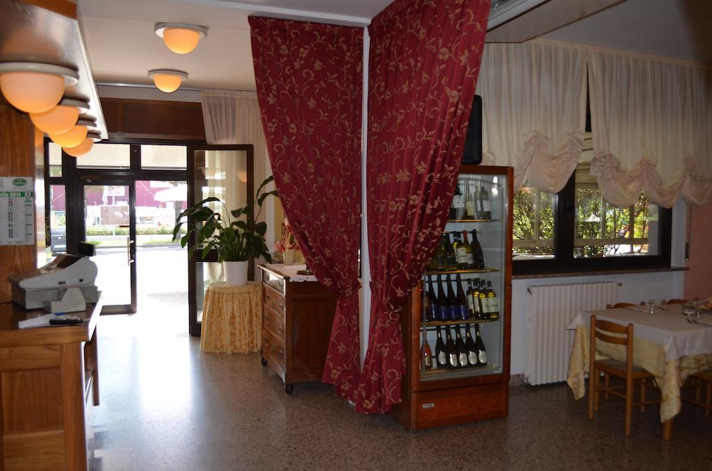 Hotel Pilotto Peschiera del Garda Eksteriør bilde