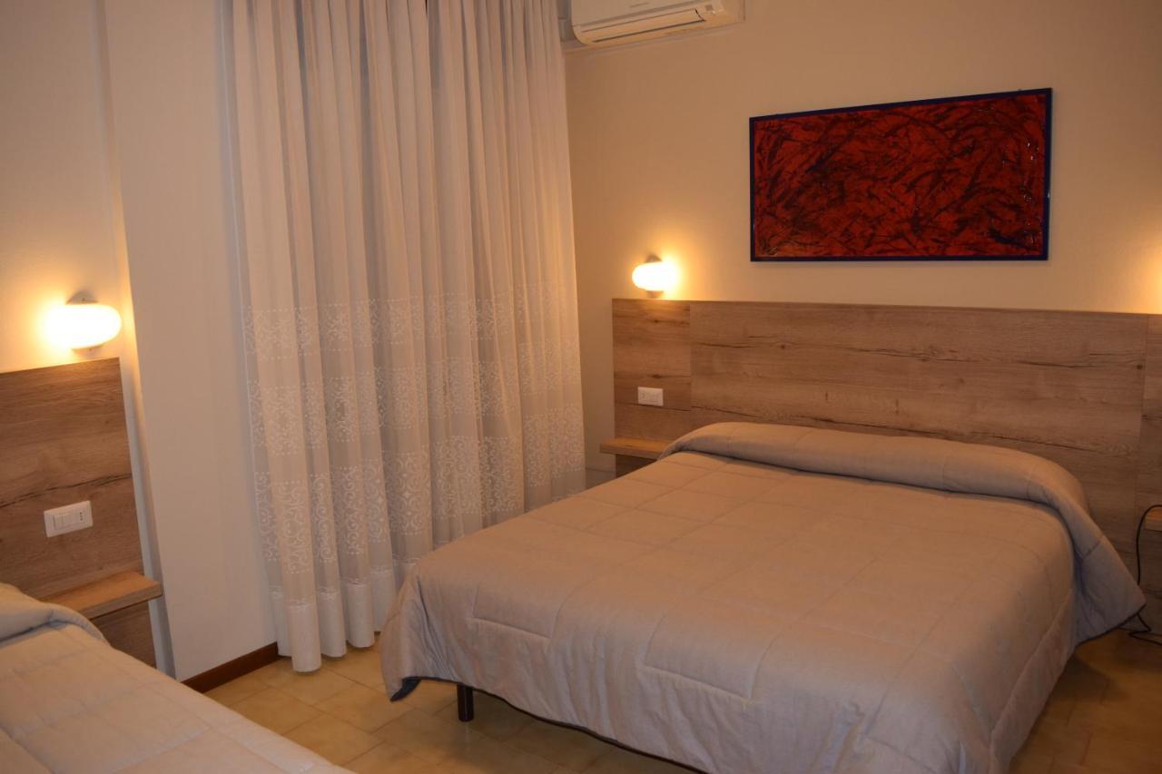 Hotel Pilotto Peschiera del Garda Eksteriør bilde