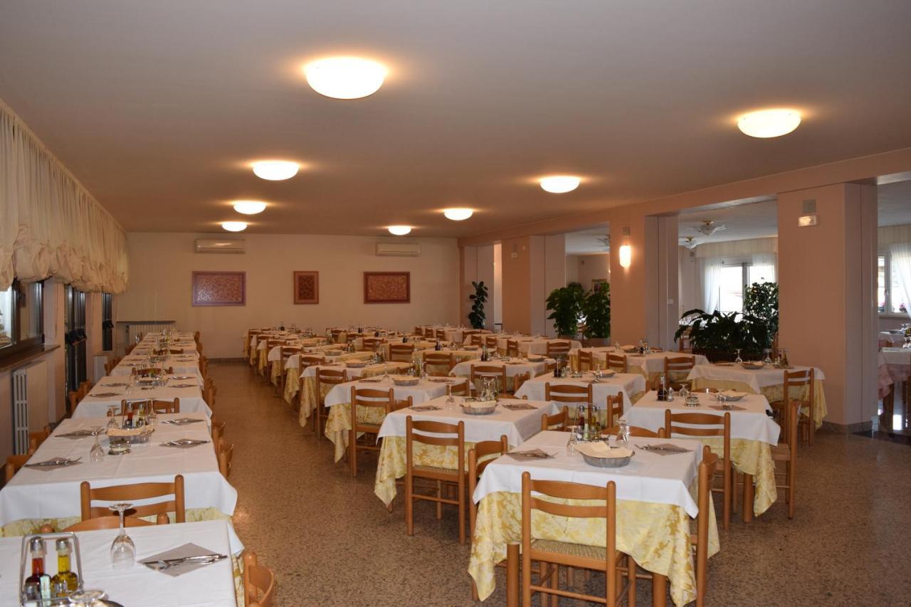 Hotel Pilotto Peschiera del Garda Eksteriør bilde
